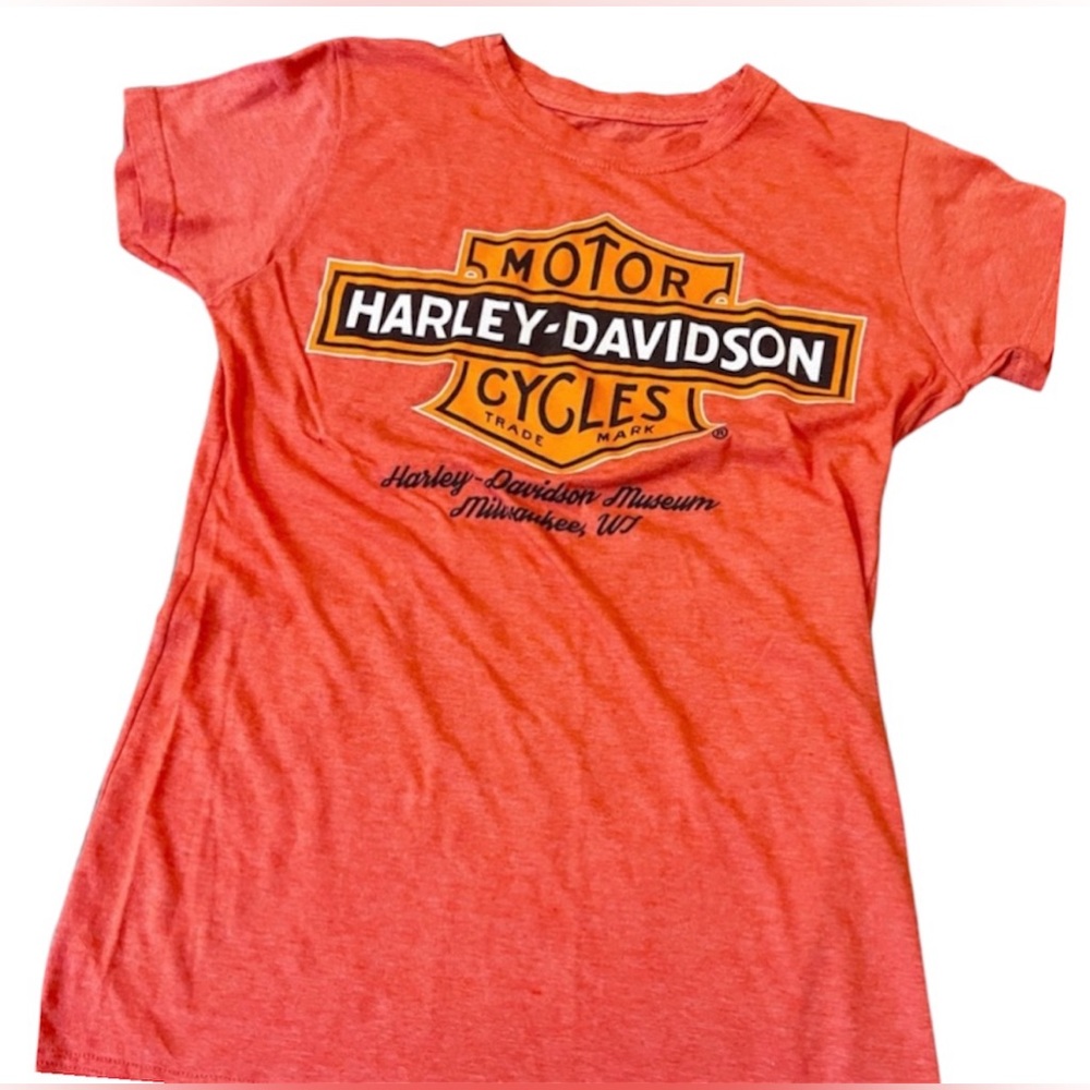 Harley Davidson Museum Shirt! No tags but measures like a women’s small.